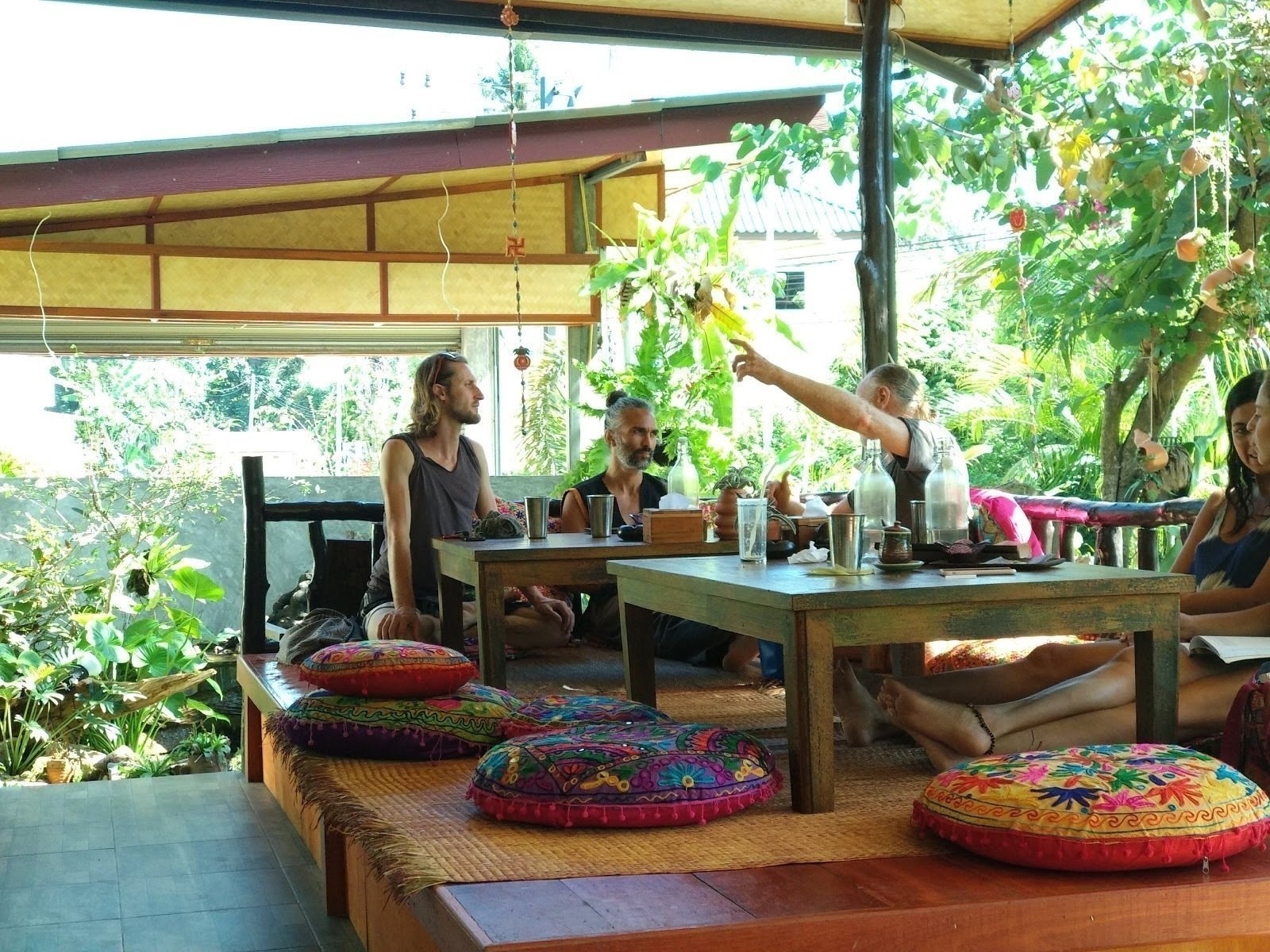 <span class="translation_missing" title="translation missing: en.meta.location_title, location_name: Chana Masala Indian Restaurant And Café, city: Ko Pha-Ngan">Location Title</span>