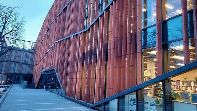 Arteteka Regional Public Library in Krakow