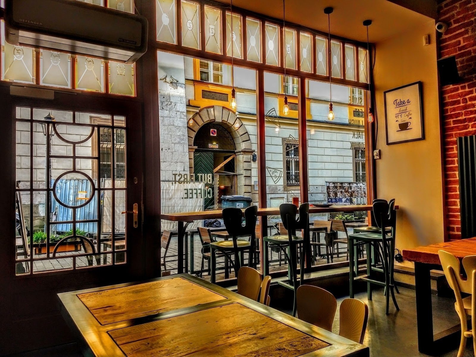 <span class="translation_missing" title="translation missing: en.meta.location_title, location_name: Fitagain Coffee&amp;Food, city: Kraków">Location Title</span>