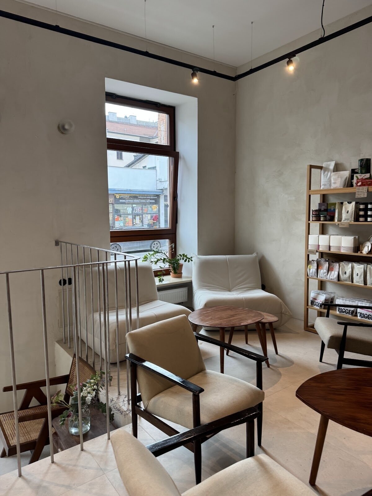 <span class="translation_missing" title="translation missing: en.meta.location_title, location_name: Piekarnia Miejska, city: Kraków">Location Title</span>