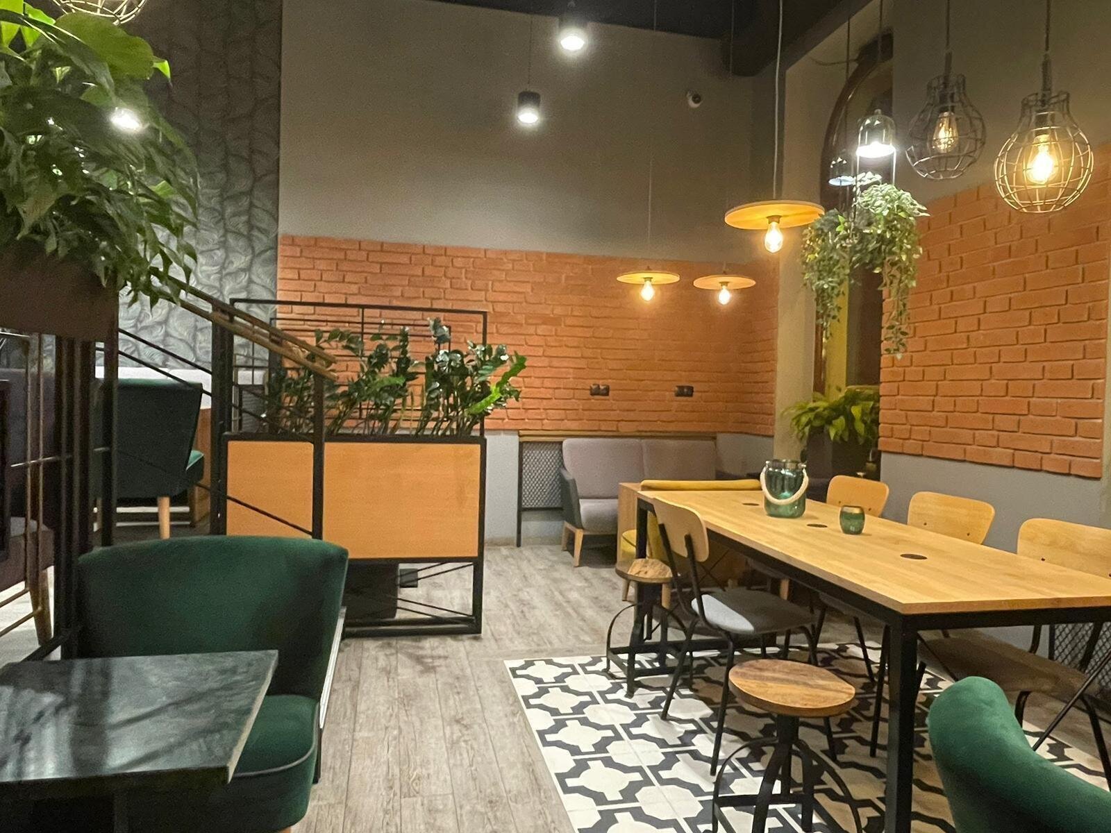 <span class="translation_missing" title="translation missing: en.meta.location_title, location_name: Tygiel Cafe, city: Kraków">Location Title</span>
