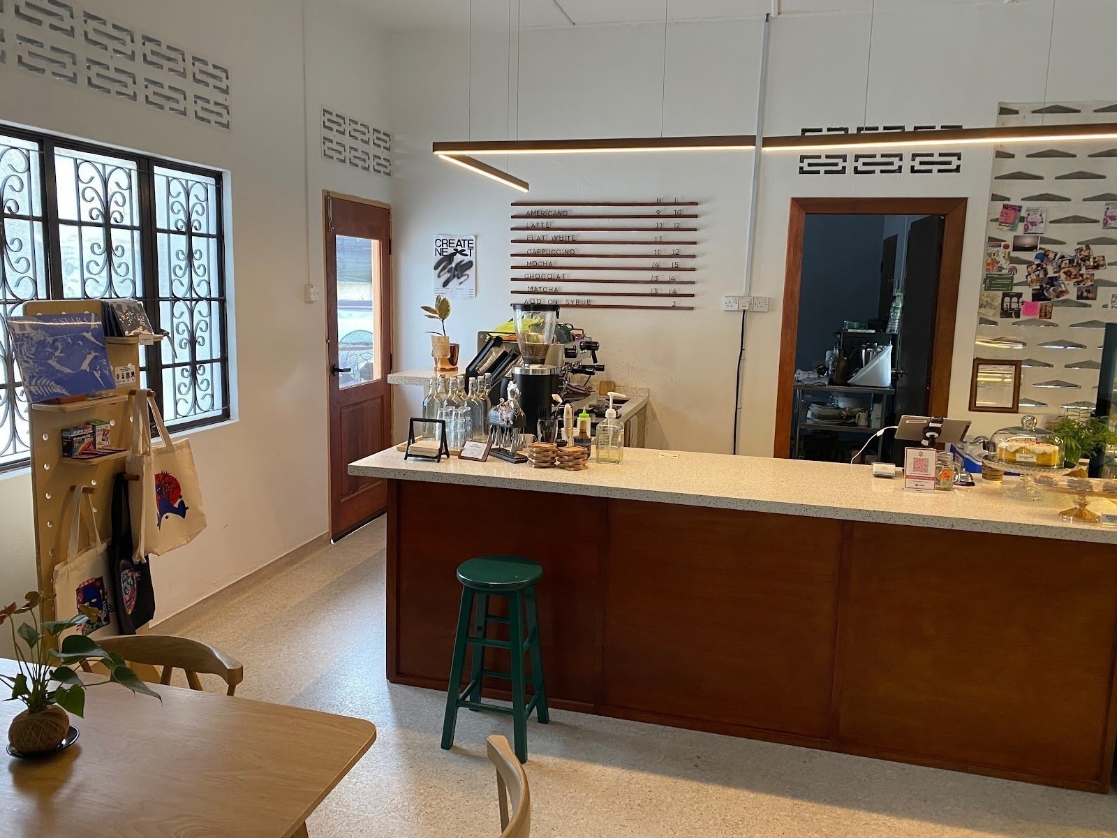 <span class="translation_missing" title="translation missing: en.meta.location_title, location_name: Whatever Works Coffee, city: Kuala Lumpur">Location Title</span>