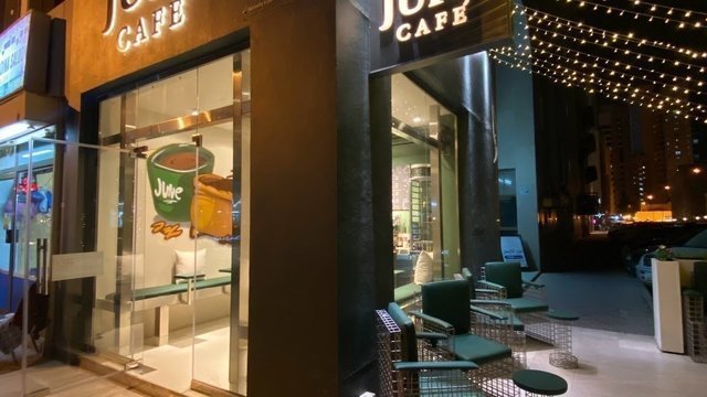 June cafe