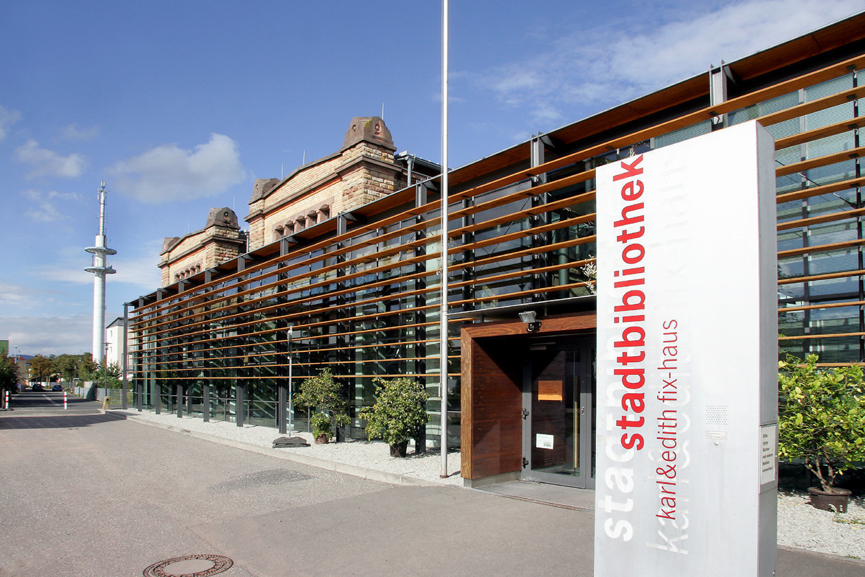 <span class="translation_missing" title="translation missing: en.meta.location_title, location_name: City library Landau, city: Landau">Location Title</span>