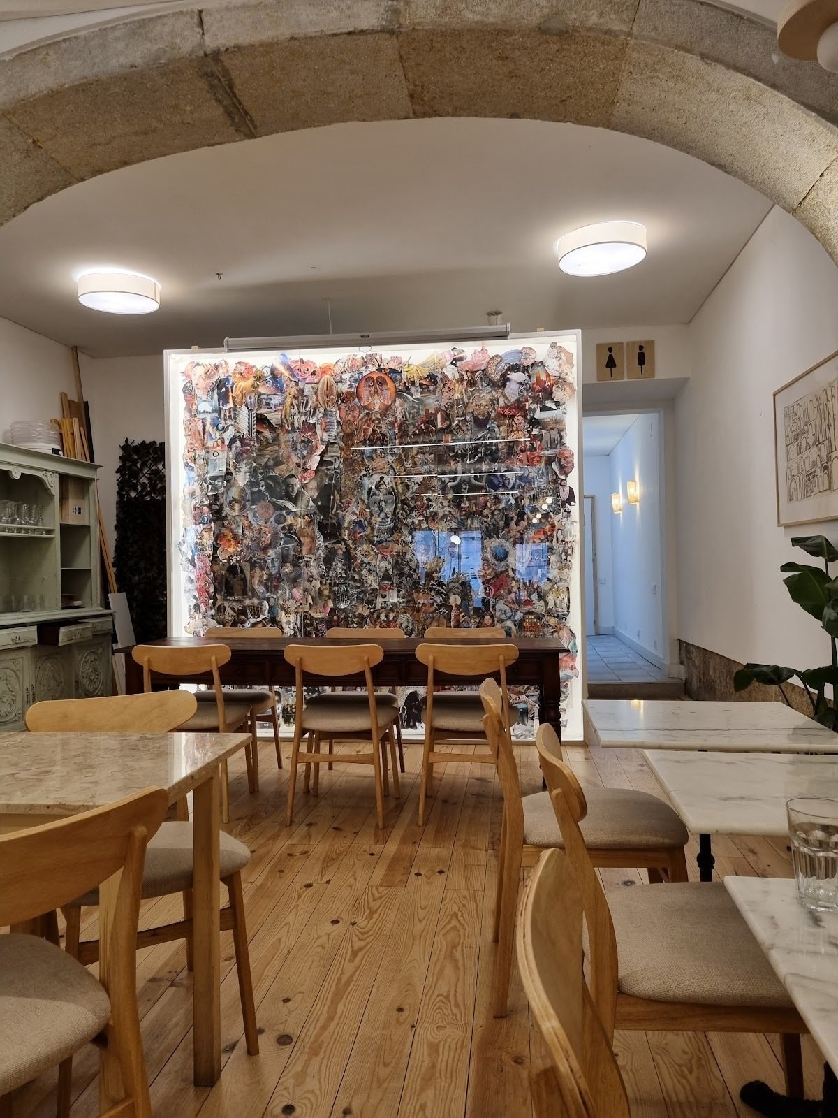 <span class="translation_missing" title="translation missing: en.meta.location_title, location_name: JAC Brunch &amp; Concept Store, city: Lisbon">Location Title</span>