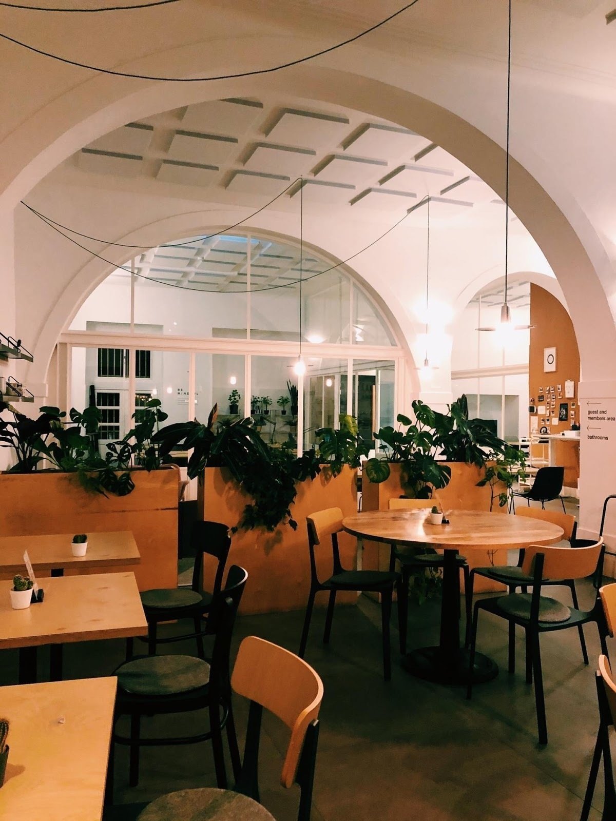 <span class="translation_missing" title="translation missing: en.meta.location_title, location_name: Outsite Cowork Café, city: Lisbon">Location Title</span>