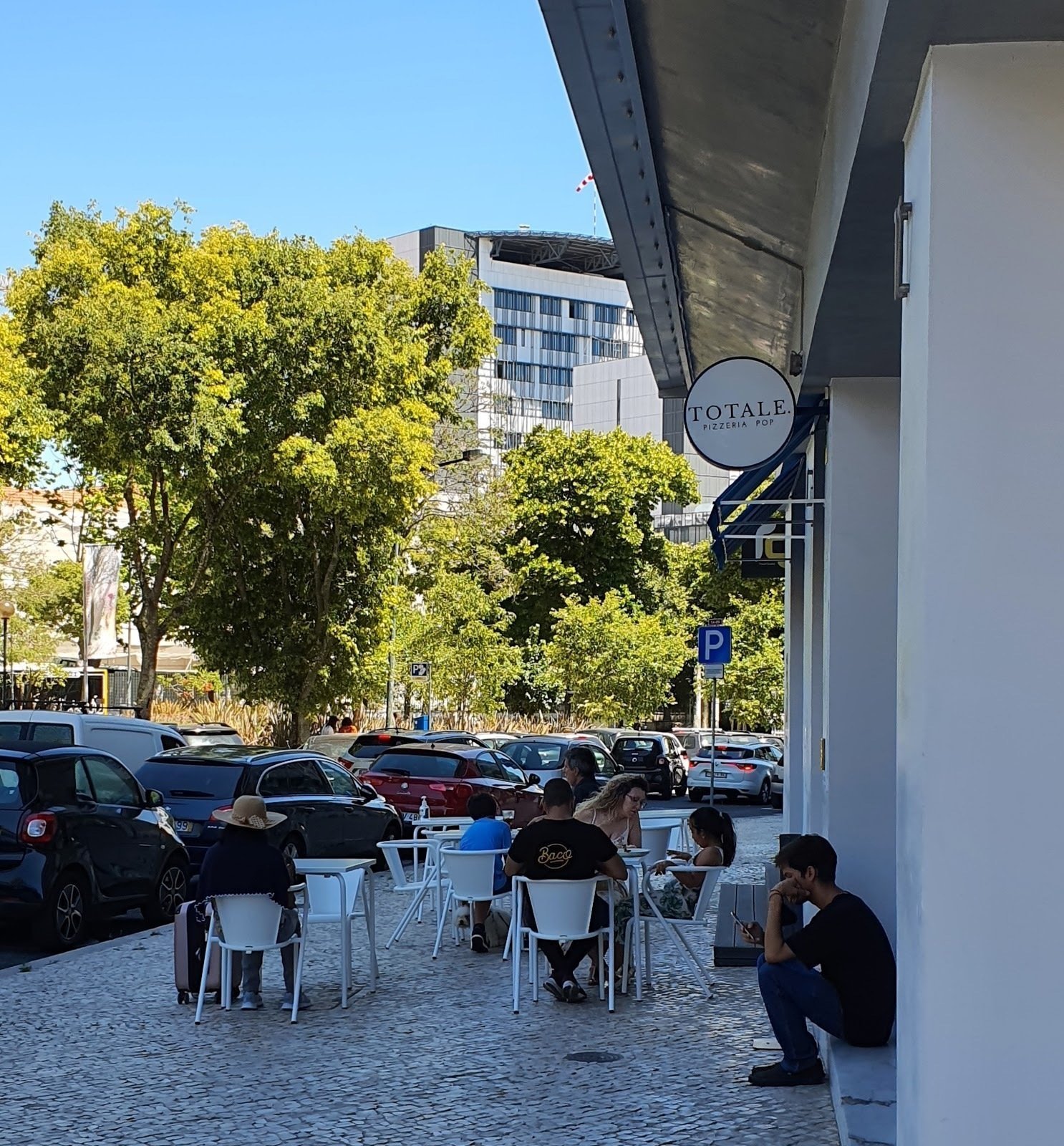 <span class="translation_missing" title="translation missing: en.meta.location_title, location_name: TOTALE PIZZERIA POP, city: Lisbon">Location Title</span>
