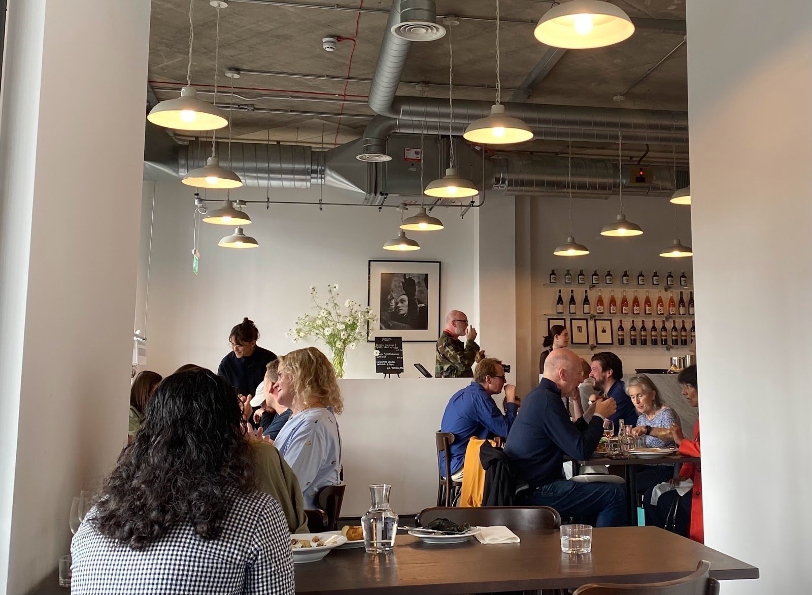 <span class="translation_missing" title="translation missing: en.meta.location_title, location_name: Cafe Cecilia, city: London">Location Title</span>