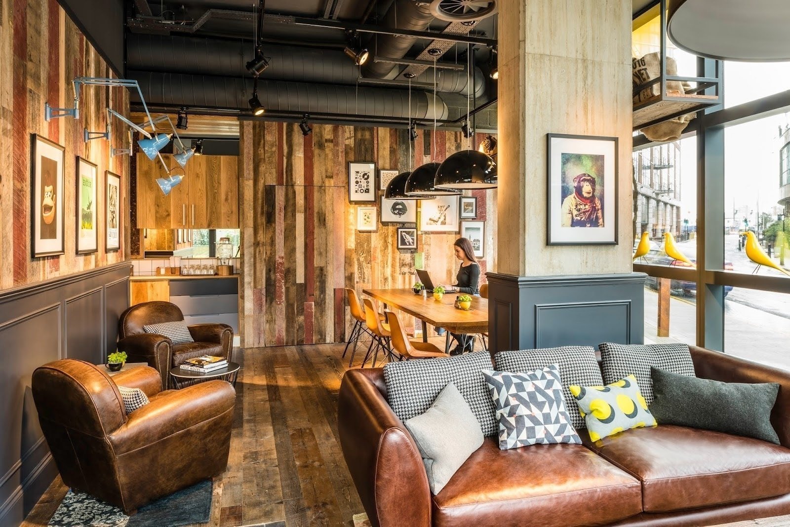 <span class="translation_missing" title="translation missing: en.meta.location_title, location_name: Canary Coffee, city: London">Location Title</span>