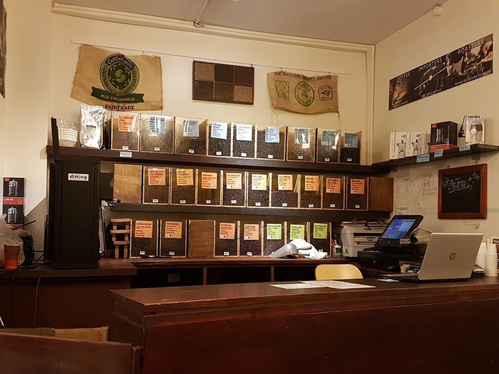 <span class="translation_missing" title="translation missing: en.meta.location_title, location_name: Coffee Plant, city: London">Location Title</span>