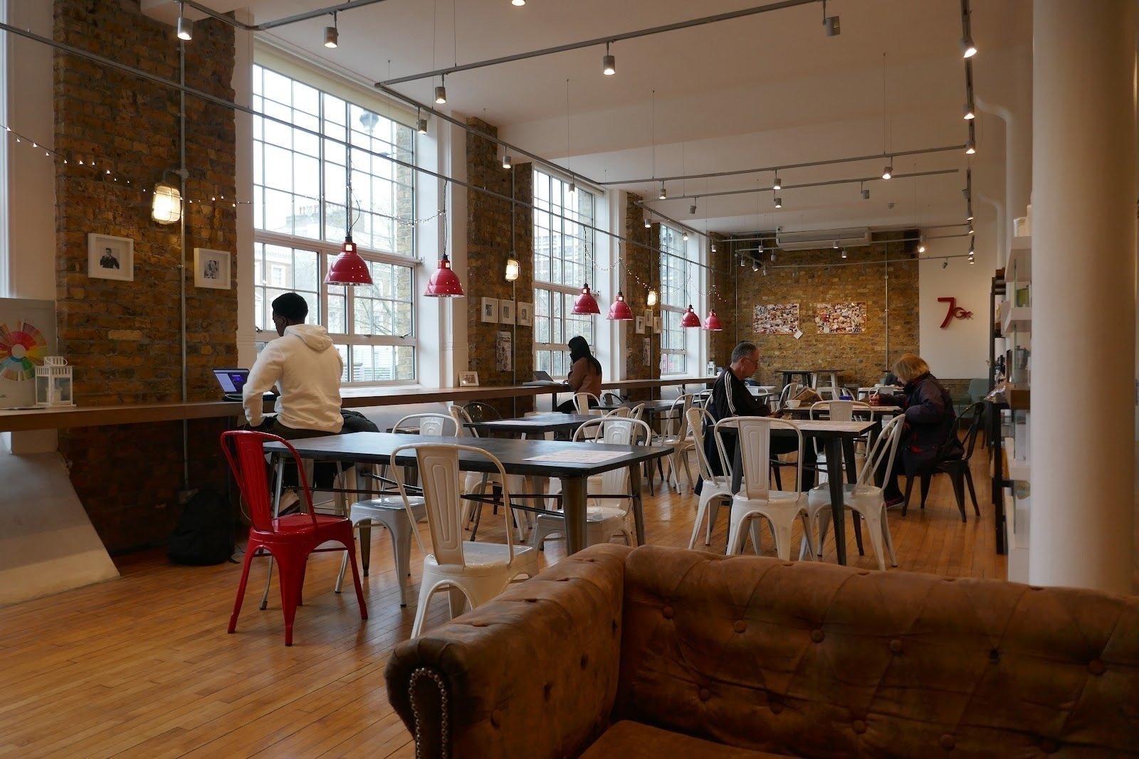 <span class="translation_missing" title="translation missing: en.meta.location_title, location_name: Coffee Studio 7Gr. Clapham, city: London">Location Title</span>