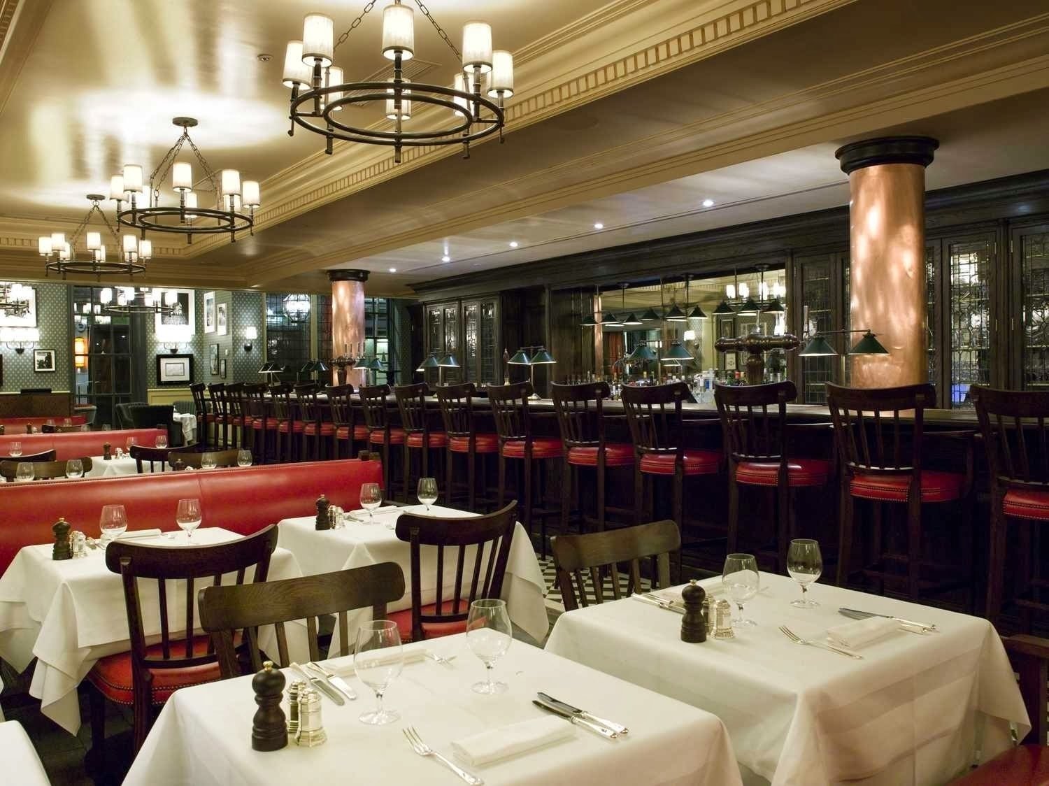 <span class="translation_missing" title="translation missing: en.meta.location_title, location_name: Dean Street Townhouse, city: London">Location Title</span>