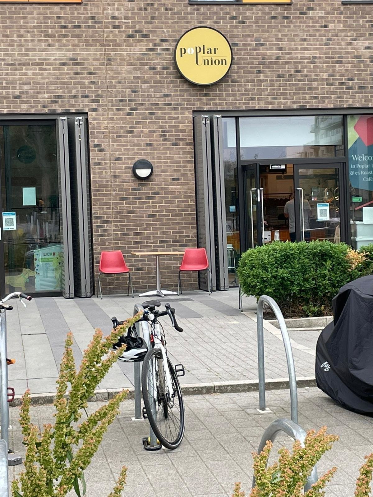 <span class="translation_missing" title="translation missing: en.meta.location_title, location_name: e5 Poplar Bakehouse, city: London">Location Title</span>