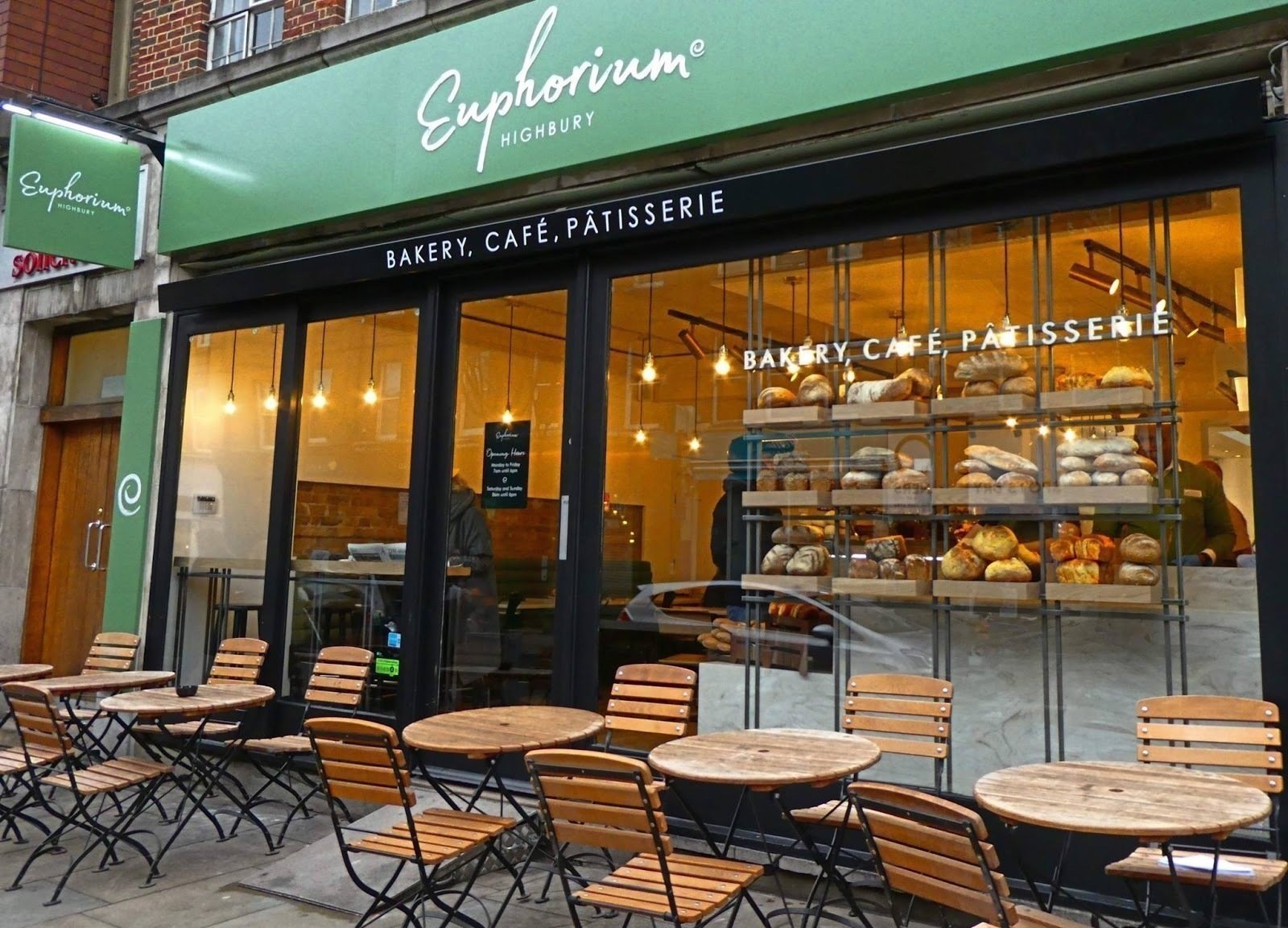 <span class="translation_missing" title="translation missing: en.meta.location_title, location_name: Euphorium - Highbury, city: London">Location Title</span>