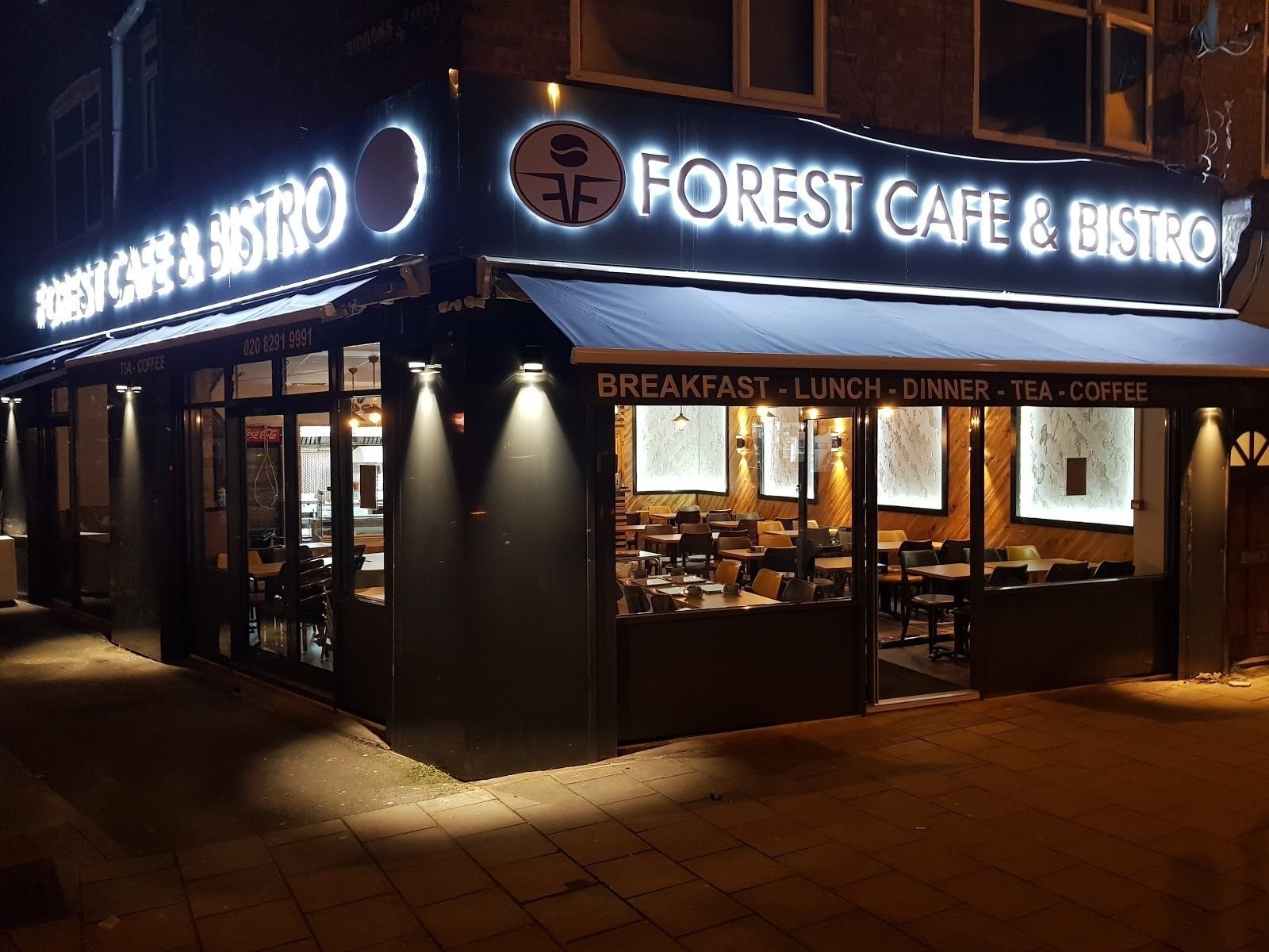 <span class="translation_missing" title="translation missing: en.meta.location_title, location_name: Forest Cafe &amp; Bistro, city: London">Location Title</span>