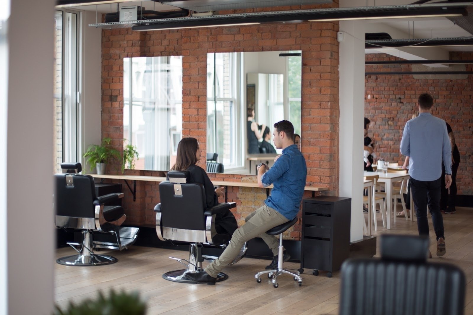 <span class="translation_missing" title="translation missing: en.meta.location_title, location_name: Hunter Collective, city: London">Location Title</span>
