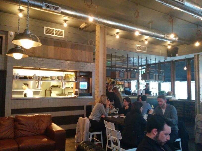 <span class="translation_missing" title="translation missing: en.meta.location_title, location_name: Market Place Bar, city: London">Location Title</span>