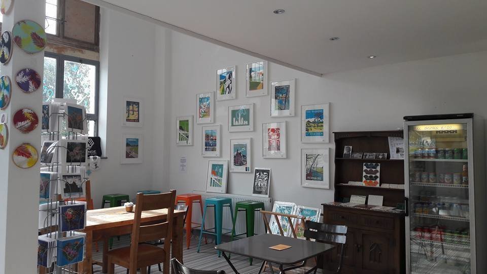 <span class="translation_missing" title="translation missing: en.meta.location_title, location_name: Paxton Centre, city: London">Location Title</span>