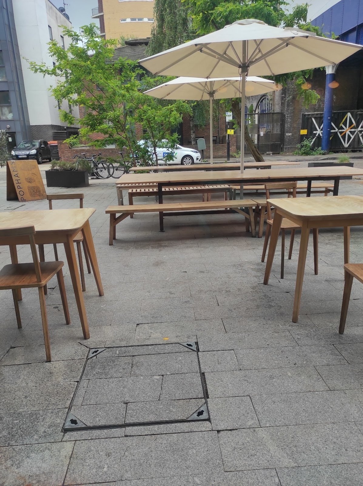 <span class="translation_missing" title="translation missing: en.meta.location_title, location_name: Pophams Bakery - London Fields, city: London">Location Title</span>