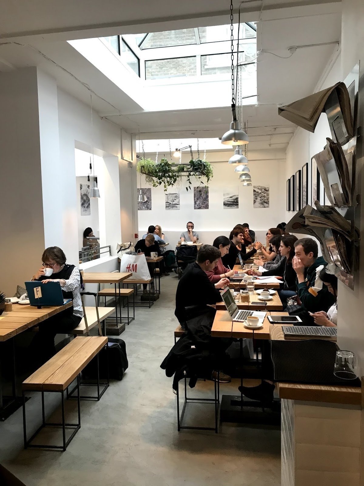 <span class="translation_missing" title="translation missing: en.meta.location_title, location_name: Store Street Espresso @ Store St, city: London">Location Title</span>