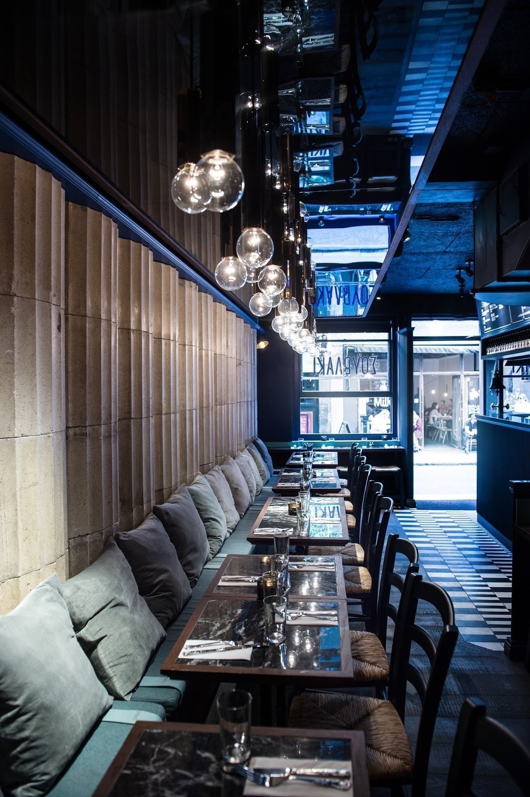 <span class="translation_missing" title="translation missing: en.meta.location_title, location_name: Suvlaki Soho, city: London">Location Title</span>