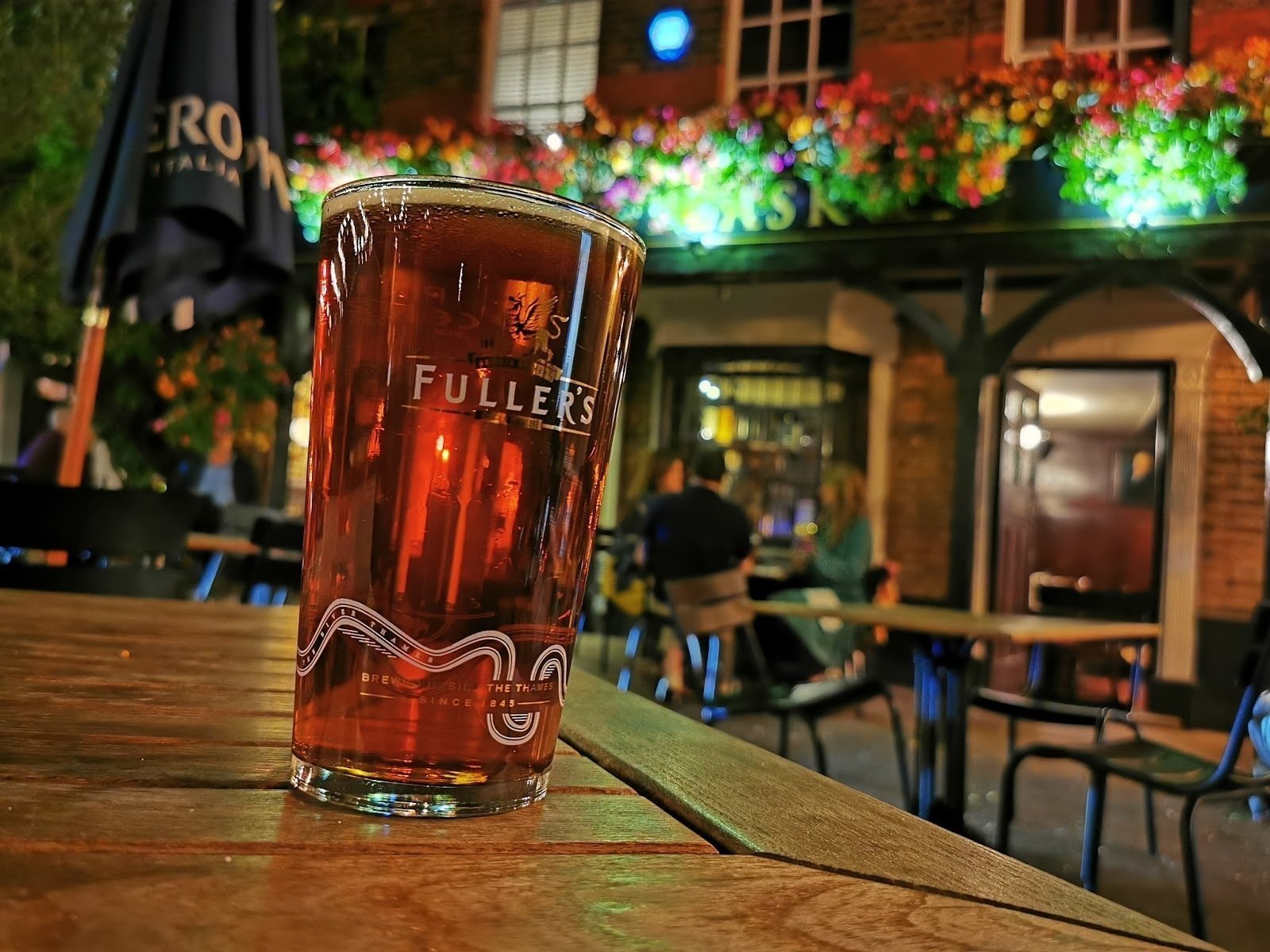 <span class="translation_missing" title="translation missing: en.meta.location_title, location_name: The Flask, Highgate, city: London">Location Title</span>