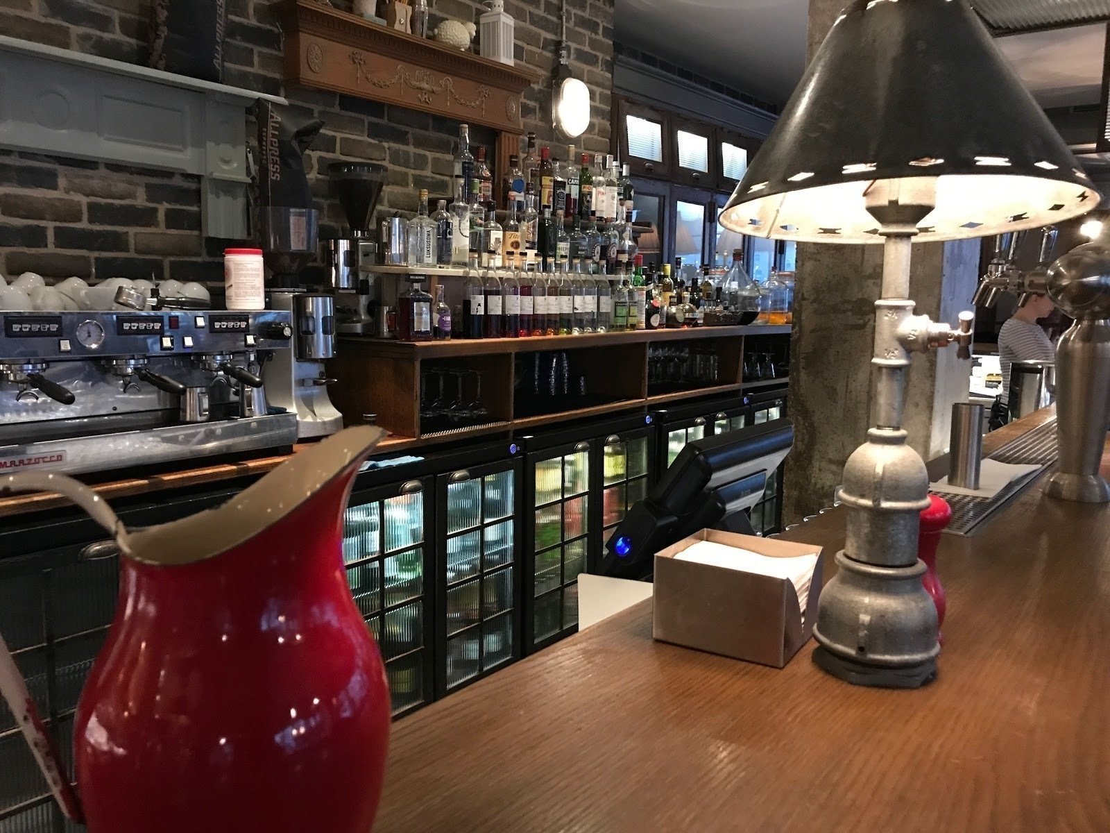 <span class="translation_missing" title="translation missing: en.meta.location_title, location_name: The Riding House Café, city: London">Location Title</span>