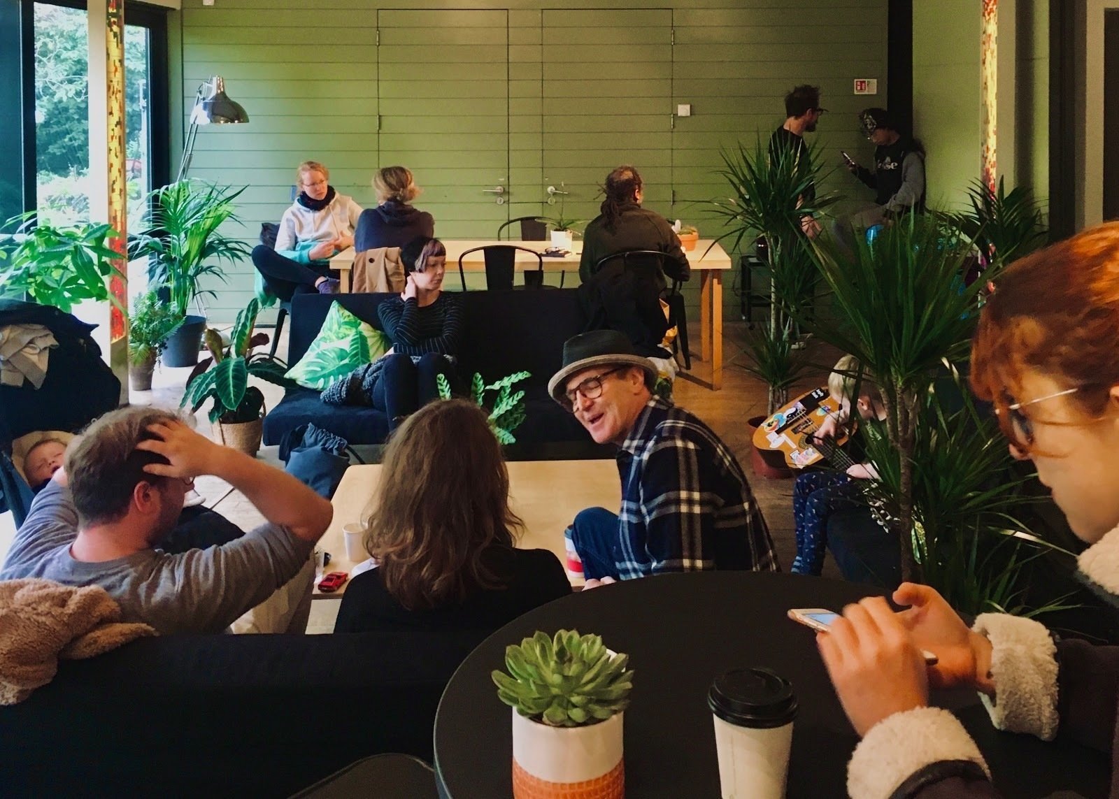 <span class="translation_missing" title="translation missing: en.meta.location_title, location_name: Thingy Cafe, city: London">Location Title</span>