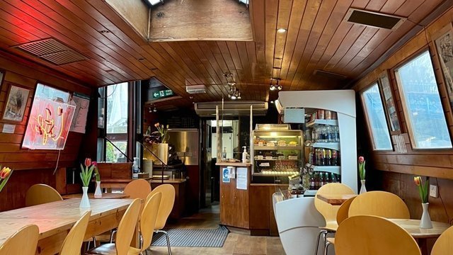 Waterside Cafe