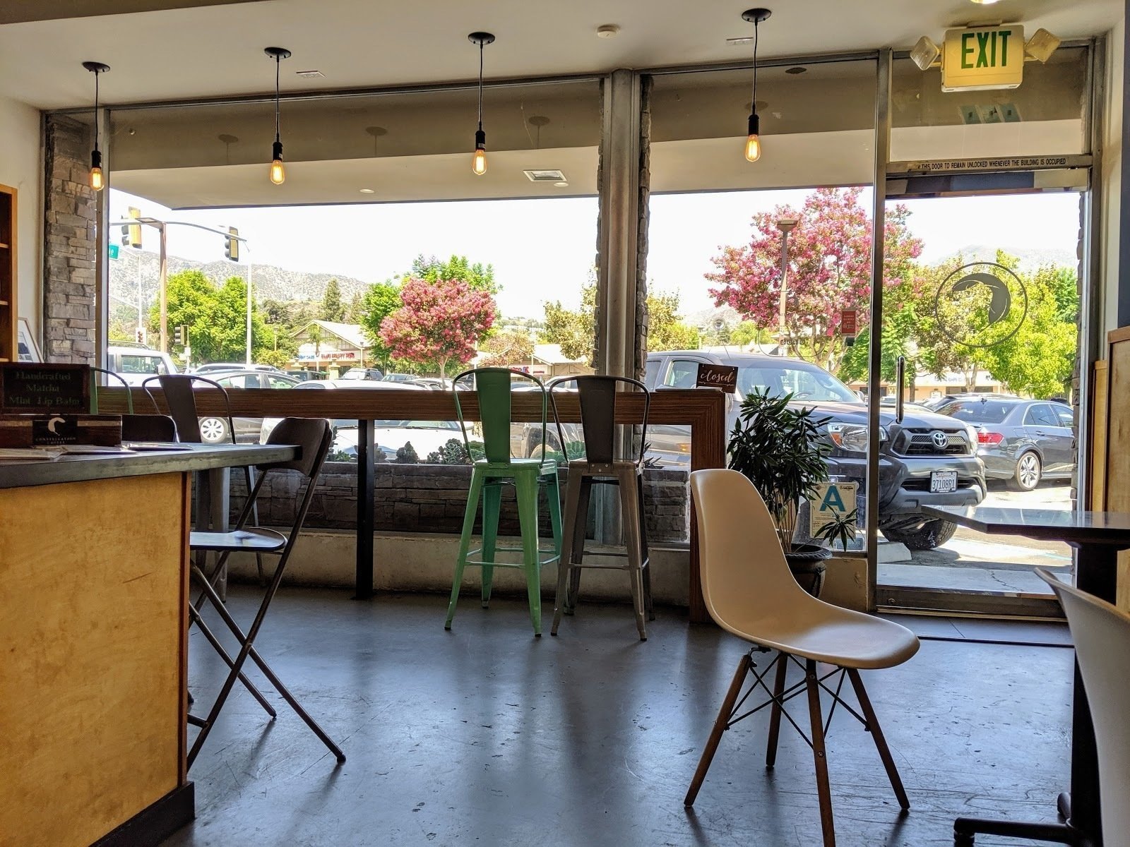 <span class="translation_missing" title="translation missing: en.meta.location_title, location_name: Constellation Coffee, city: Los Angeles">Location Title</span>
