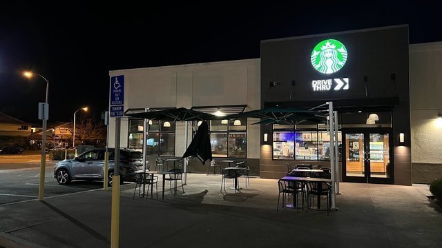 Starbucks @ 6850 Rosemead Blvd