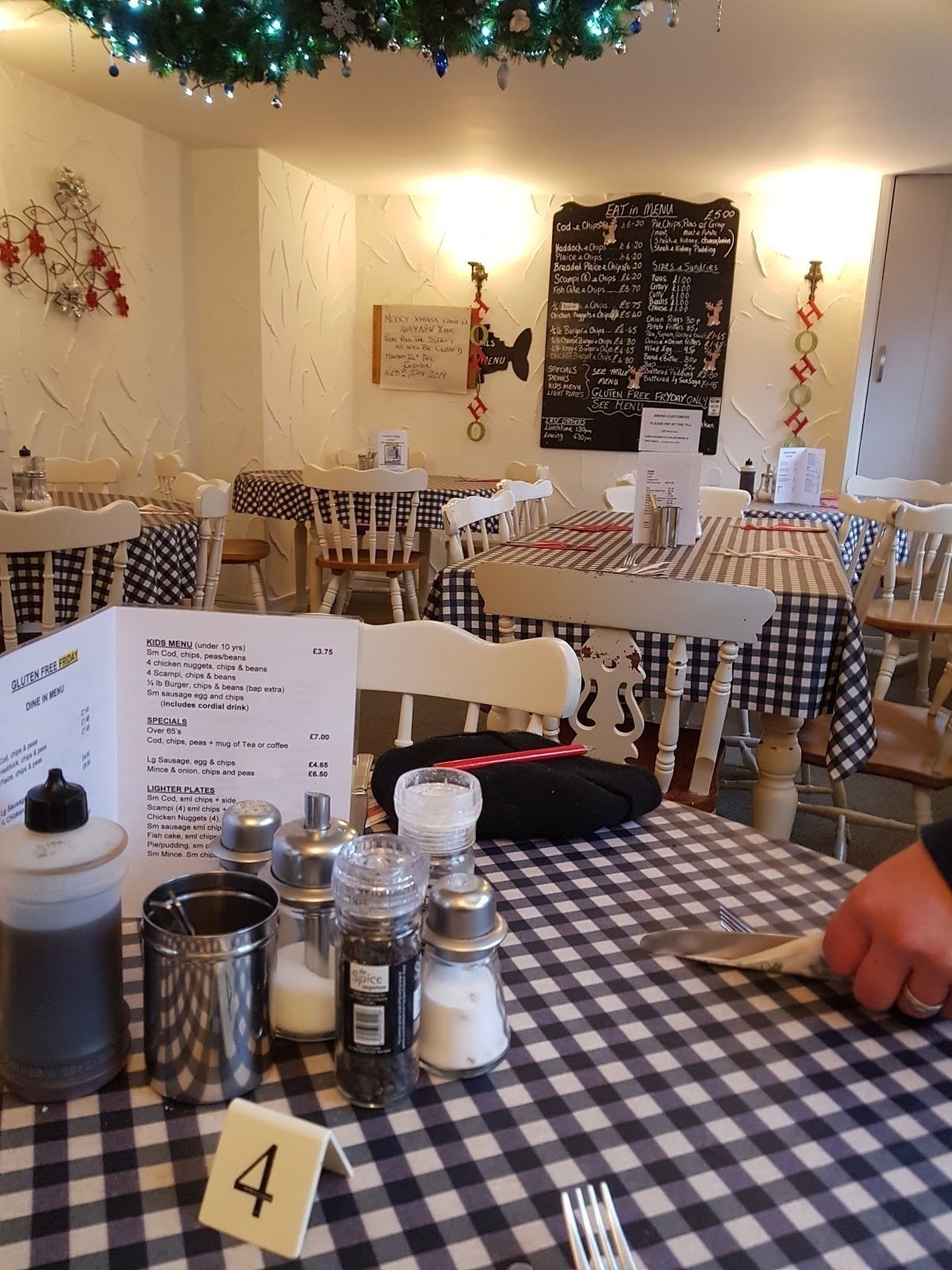 <span class="translation_missing" title="translation missing: en.meta.location_title, location_name: Crompton Road Chippy, city: Macclesfield">Location Title</span>