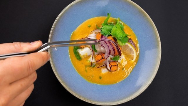 EN BRUTO I CURSOS DE COCINA