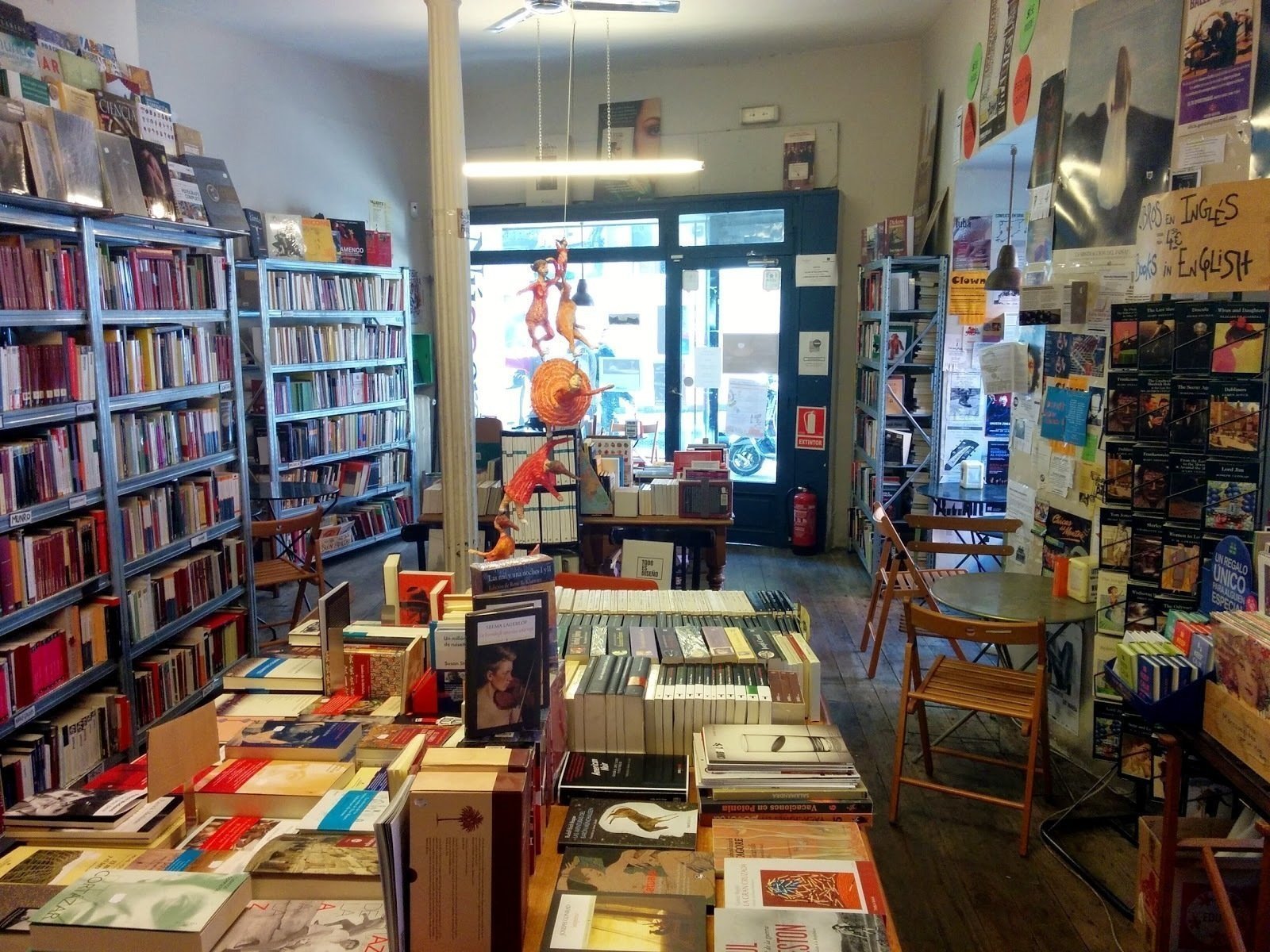 <span class="translation_missing" title="translation missing: en.meta.location_title, location_name: La Fugitiva, city: Madrid">Location Title</span>