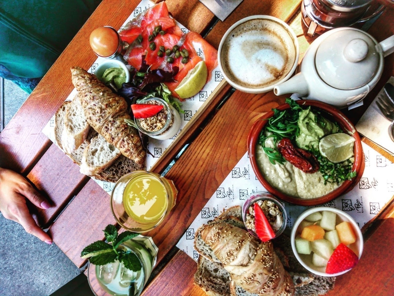 <span class="translation_missing" title="translation missing: en.meta.location_title, location_name: Le Pain Quotidien Serrano, city: Madrid">Location Title</span>