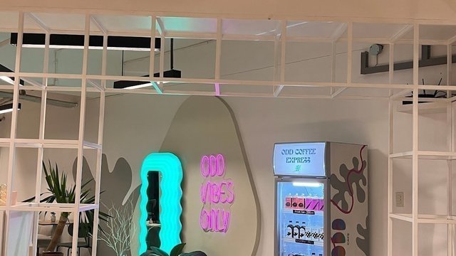 Odd Cafe