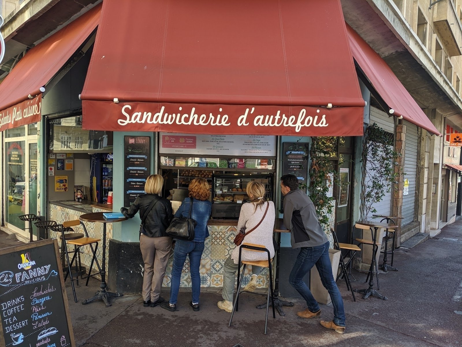 <span class="translation_missing" title="translation missing: en.meta.location_title, location_name: CUISINE DU TERROIR CHEZ FANNY, city: Marseille">Location Title</span>