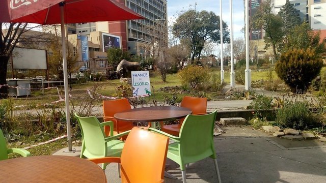 Ouh La La French Café