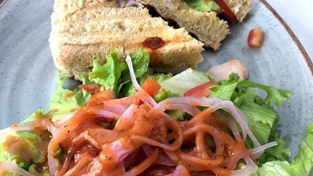 Paraiso - Resto Café
