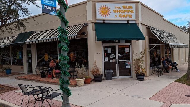 The Sun Shoppe & Cafe