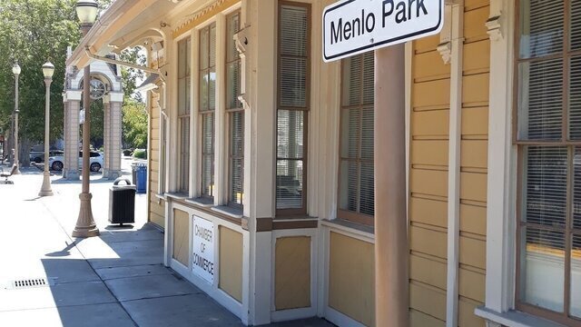 Menlo Park Station Caltrain Parking