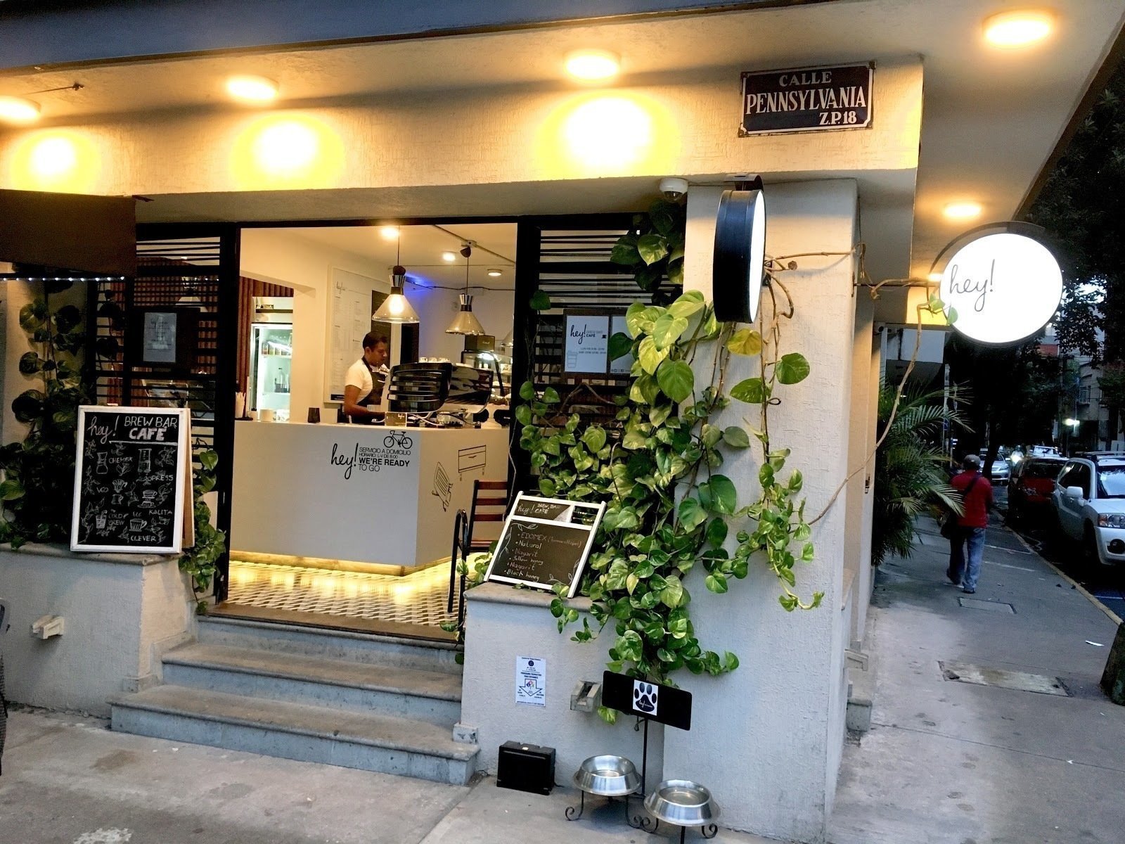 <span class="translation_missing" title="translation missing: en.meta.location_title, location_name: Hey! Brew Bar Café, city: Mexico City">Location Title</span>