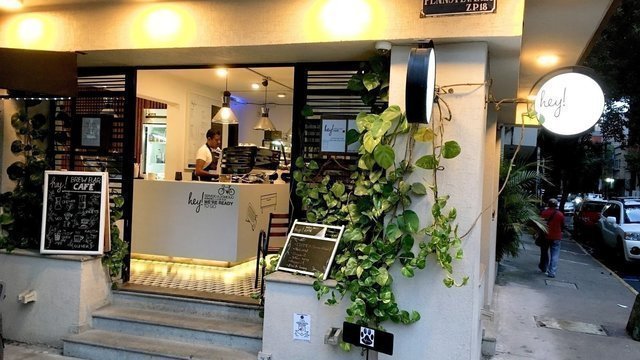 Hey! Brew Bar Café