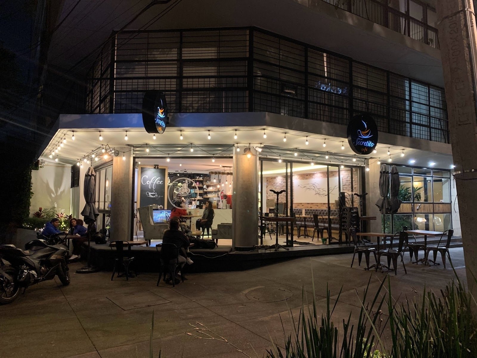 <span class="translation_missing" title="translation missing: en.meta.location_title, location_name: Secretito Café, city: Mexico City">Location Title</span>