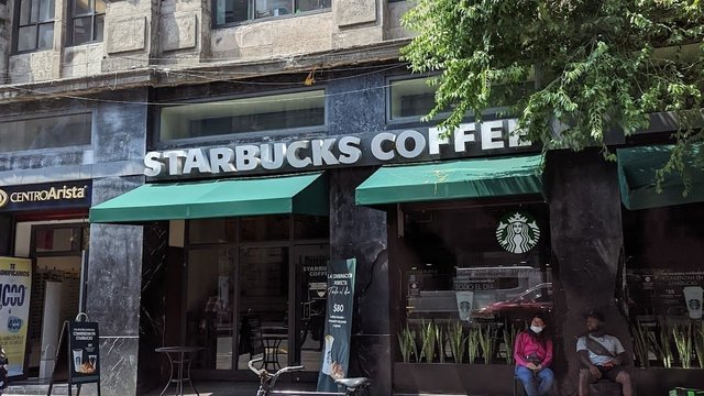 Starbucks 5 de Mayo