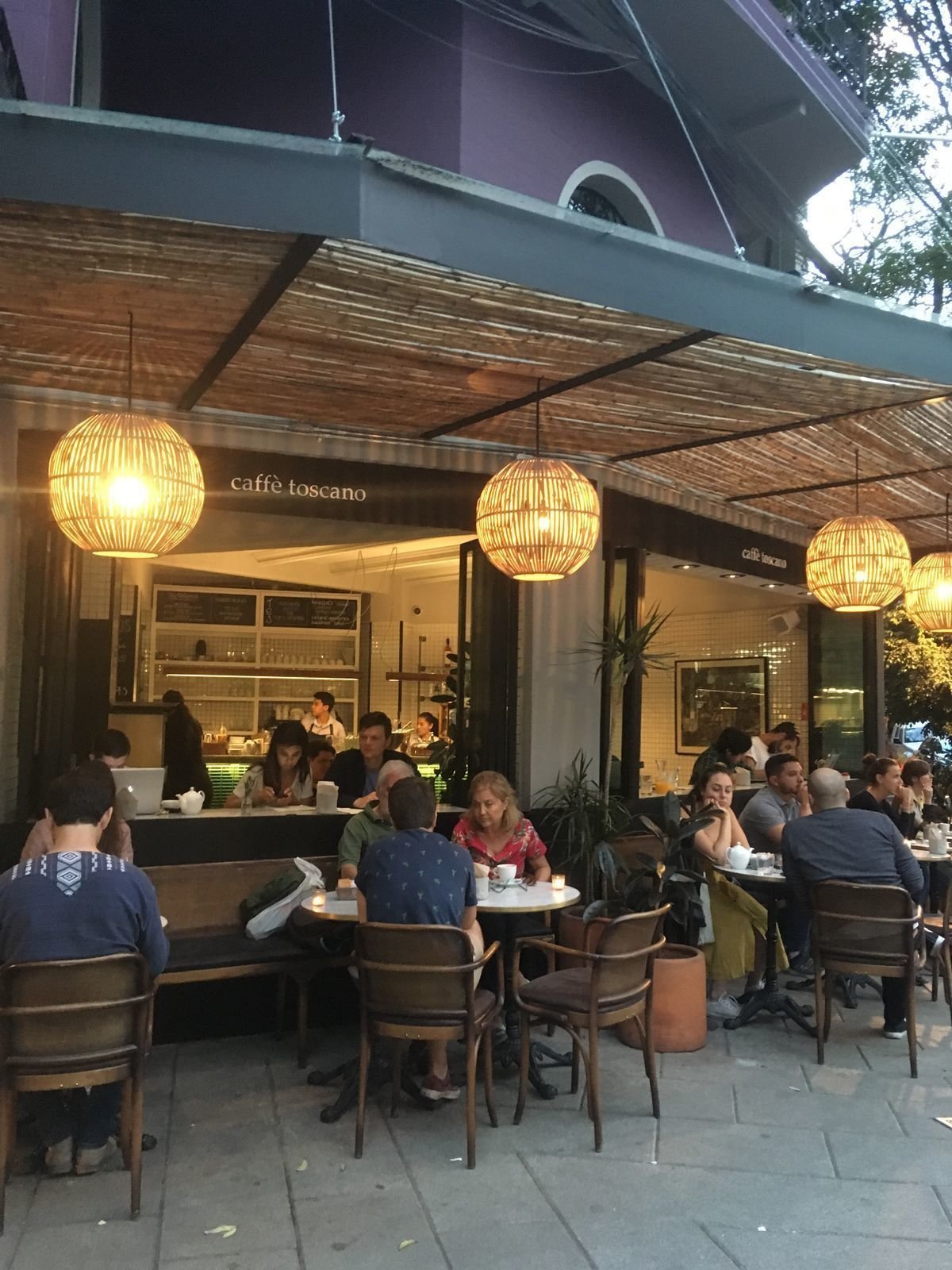 <span class="translation_missing" title="translation missing: en.meta.location_title, location_name: Toscano, city: Mexico City">Location Title</span>