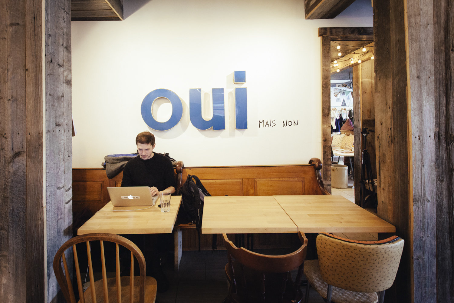 <span class="translation_missing" title="translation missing: en.meta.location_title, location_name: Café OUI MAIS NON, city: Montreal">Location Title</span>