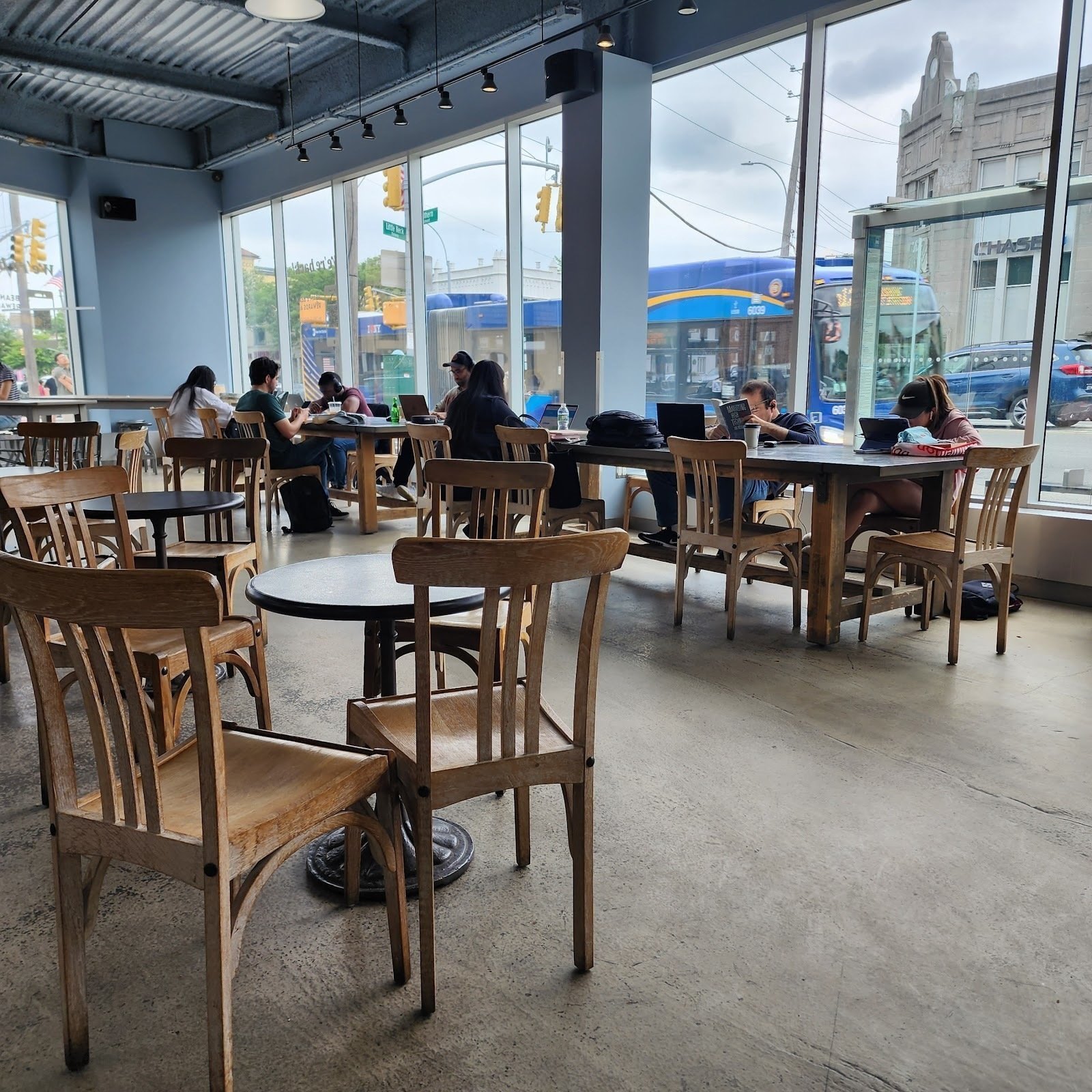 <span class="translation_missing" title="translation missing: en.meta.location_title, location_name: Bean &amp; Bean Queens, city: New York">Location Title</span>