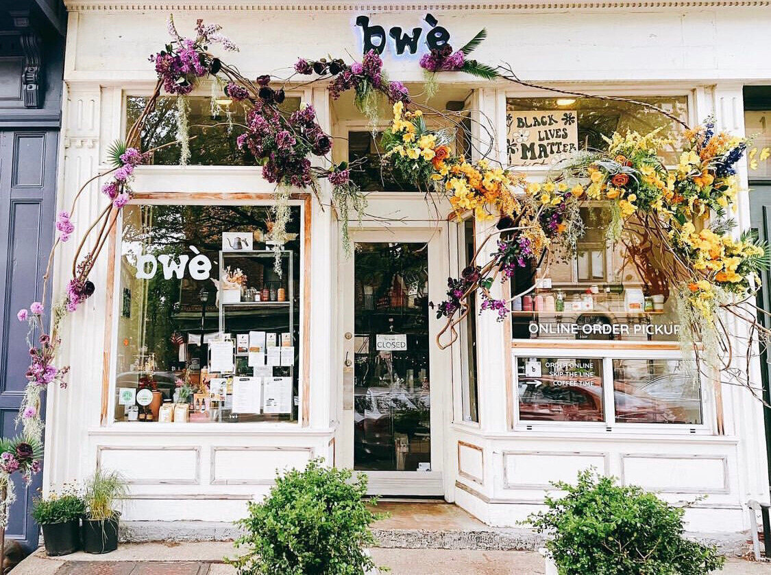 <span class="translation_missing" title="translation missing: en.meta.location_title, location_name: bwè kafe, city: New York">Location Title</span>