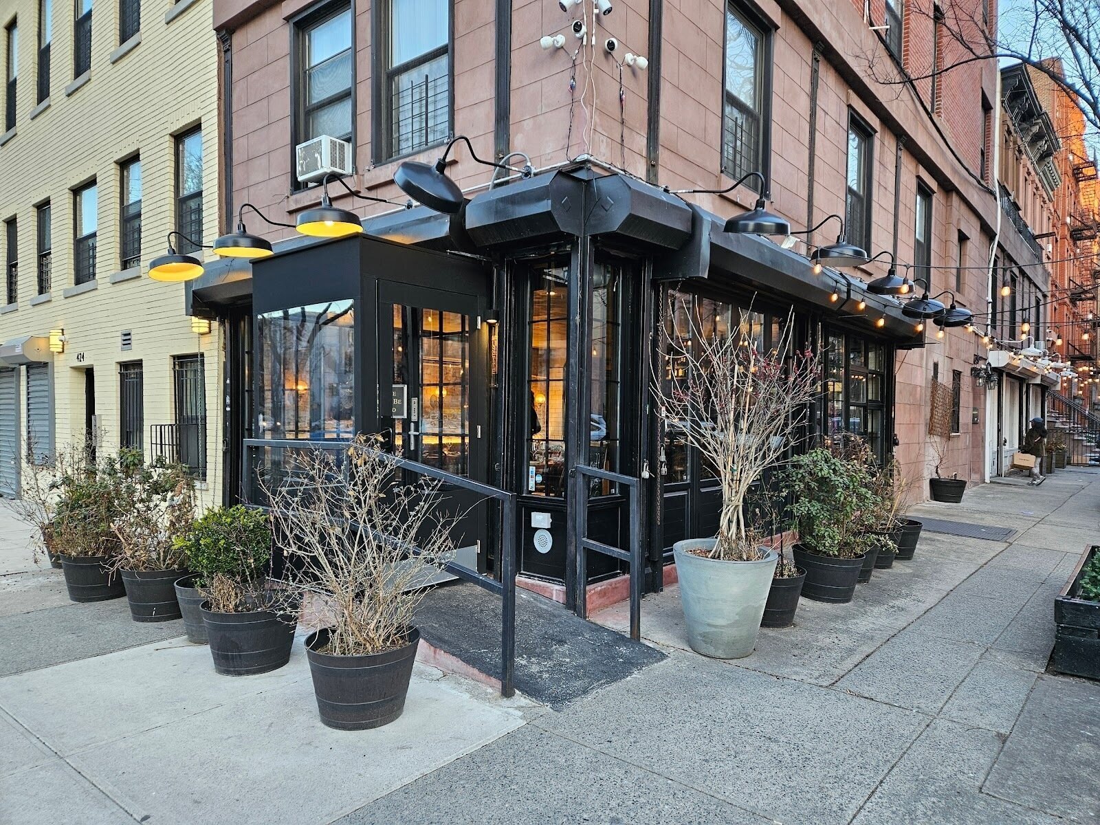 <span class="translation_missing" title="translation missing: en.meta.location_title, location_name: Musette Wine Bar, city: New York">Location Title</span>